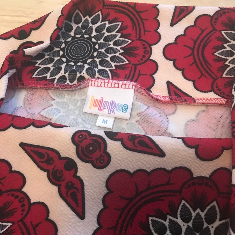 LuLaRoe  medium Cassie skirt